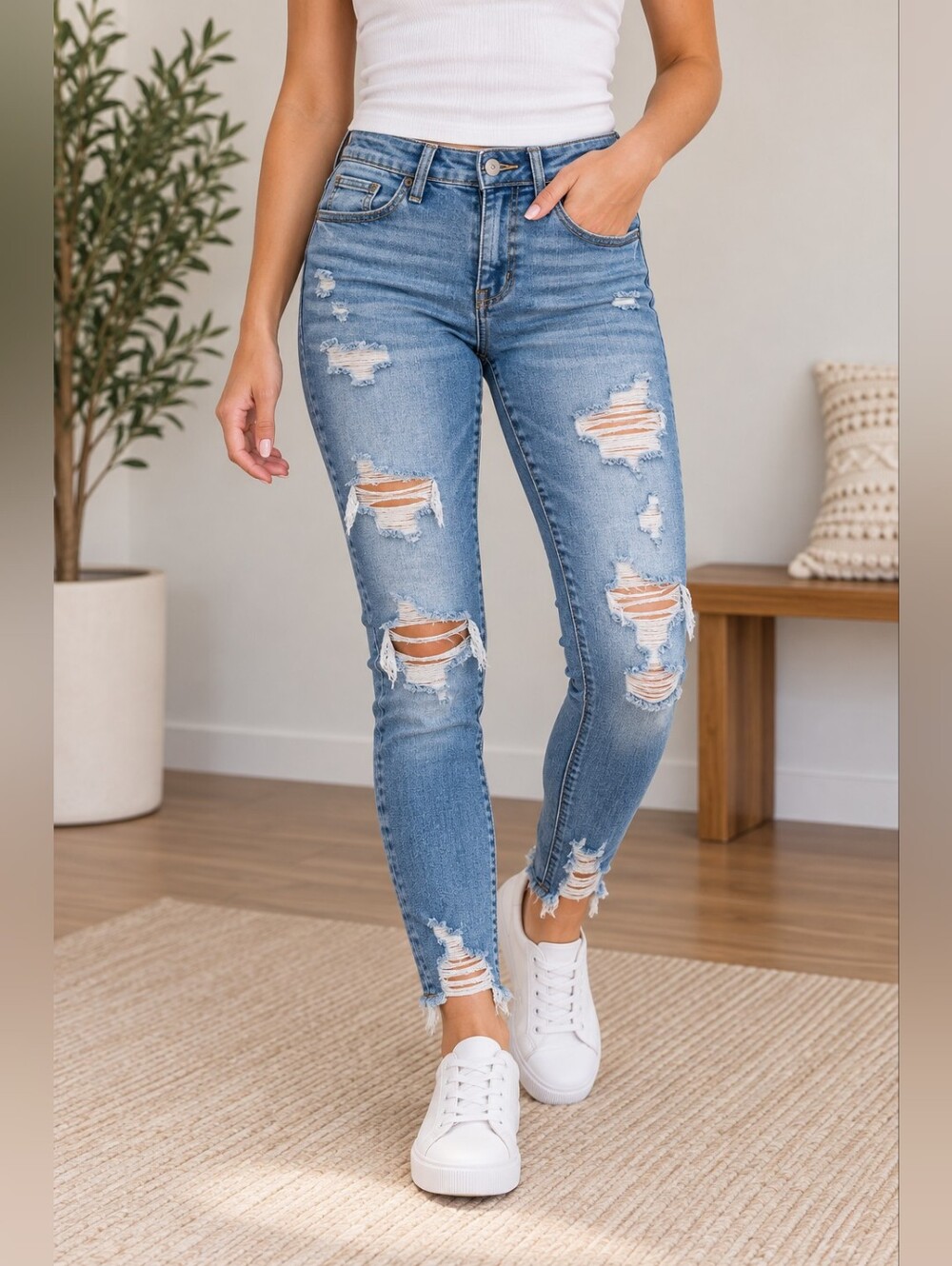 American Eagle Distressed Skinny Jeans Ripped Light Wash Size 8